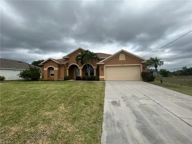 2117 Nw 14th Ter, Cape Coral, Florida 33993