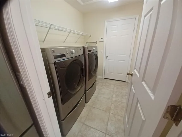 2117 Nw 14th Ter, Cape Coral, Florida 33993