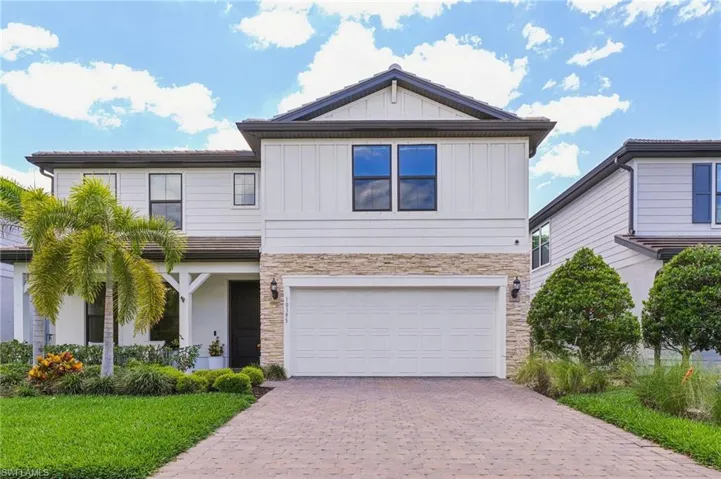 10395 Ventana Ln, Naples, Florida 34120