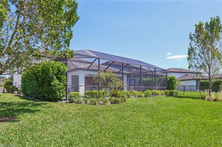 10395 Ventana Ln, Naples, Florida 34120