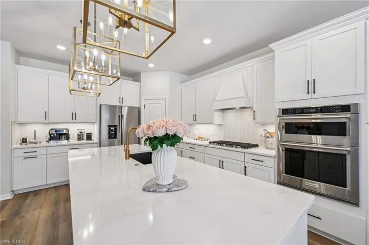 10395 Ventana Ln, Naples, Florida 34120