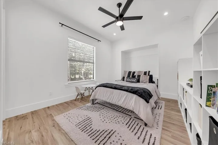 Bed 5 W/ Wall Mounted Murphy Bed