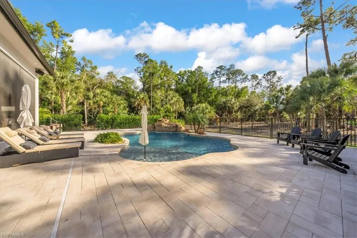 Large Lanai with Pool