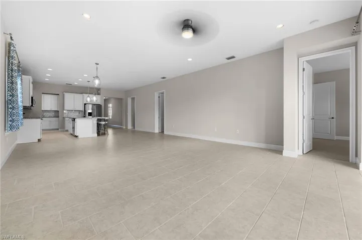 3292  Pilot  CIR, Naples, FL 34120
