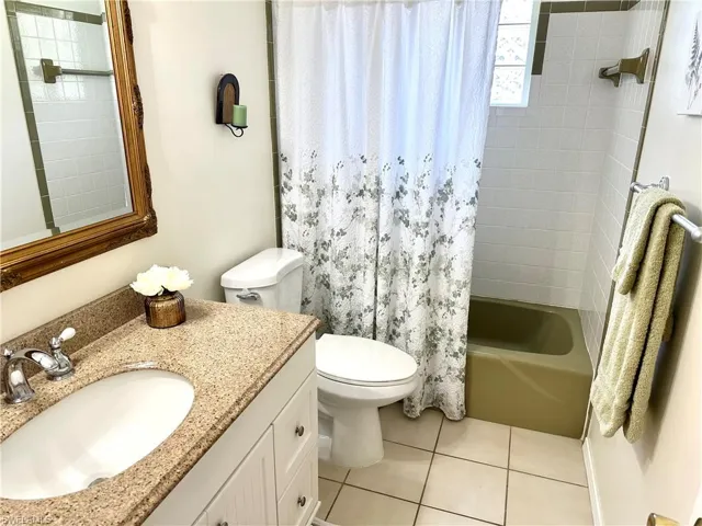 27605  Tierra Del Sol  LN, Bonita Springs, FL 34135