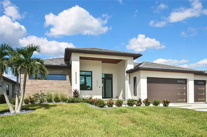 4612 Sw 22nd Pl, Cape Coral, Florida 33914