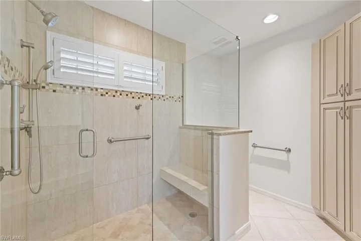 798  Eagle Creek  DR, Naples, FL 34113