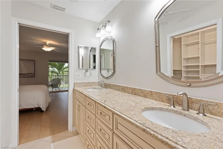 798  Eagle Creek  DR, Naples, FL 34113