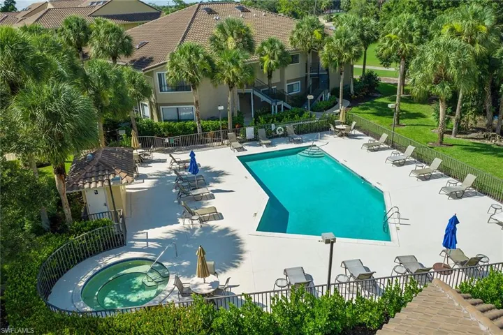 798  Eagle Creek  DR, Naples, FL 34113