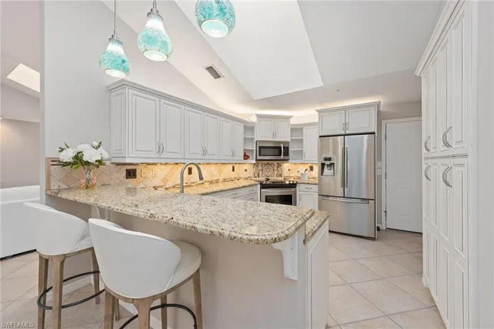 798  Eagle Creek  DR, Naples, FL 34113
