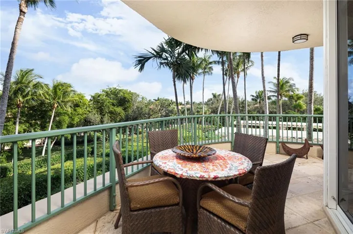 Balcony with outdoor dining area