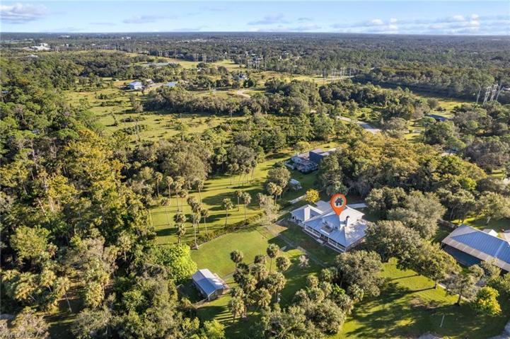 4300 River Grove Ln, Fort Myers, FL 33905