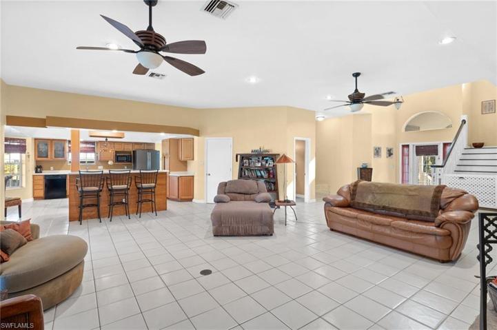 4300 River Grove Ln, Fort Myers, FL 33905