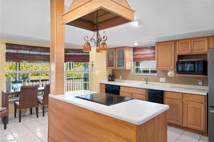 4300 River Grove Ln, Fort Myers, FL 33905