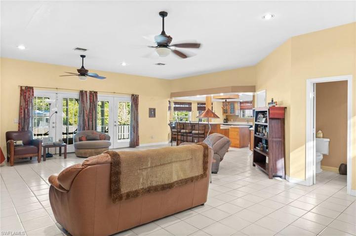 4300 River Grove Ln, Fort Myers, FL 33905