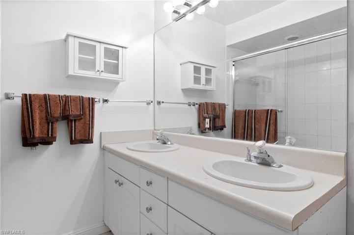 4300 River Grove Ln, Fort Myers, FL 33905