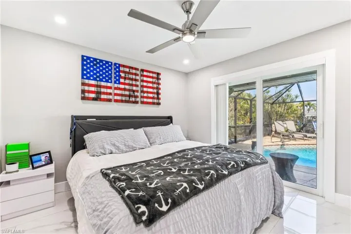 6042  Macbeth  LN, Fort Myers, FL 33908
