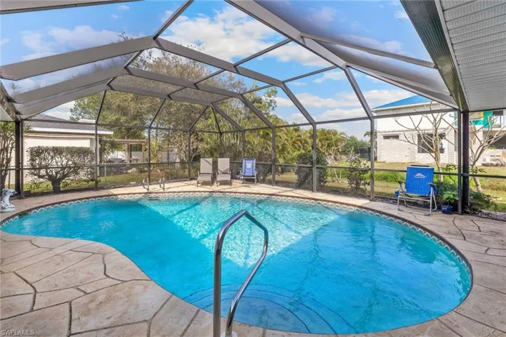 6042  Macbeth  LN, Fort Myers, FL 33908