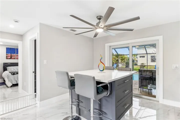 6042  Macbeth  LN, Fort Myers, FL 33908