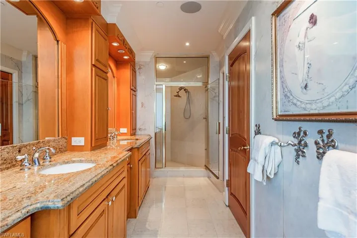 7117 Pelican Bay Blvd 1905, Naples, Florida 34108