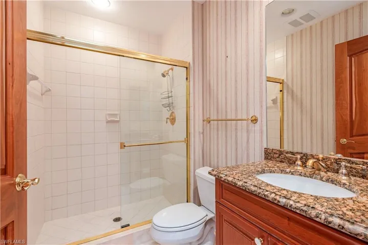 7117 Pelican Bay Blvd 1905, Naples, Florida 34108