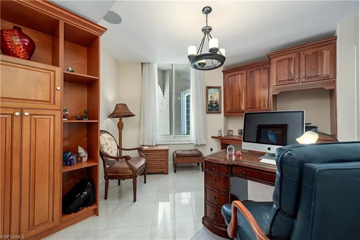 7117 Pelican Bay Blvd 1905, Naples, Florida 34108