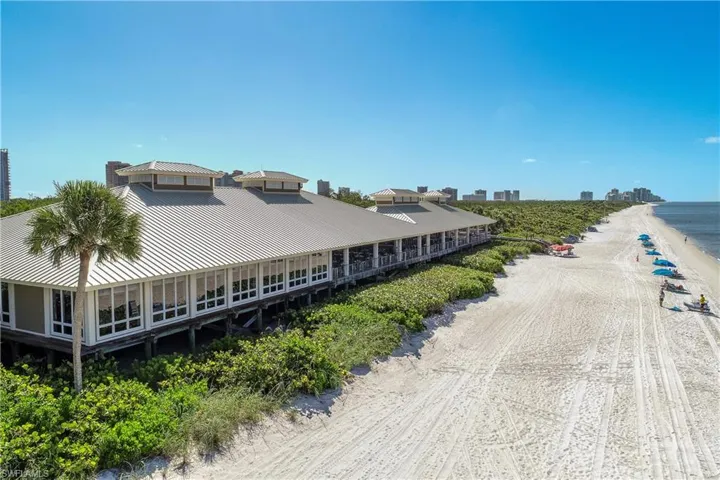 7117 Pelican Bay Blvd 1905, Naples, Florida 34108