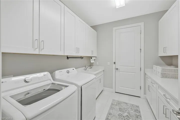 11720 Canal Grande Dr, Fort Myers, Florida 33913