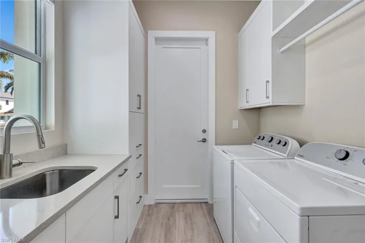 Custom Laundry Room