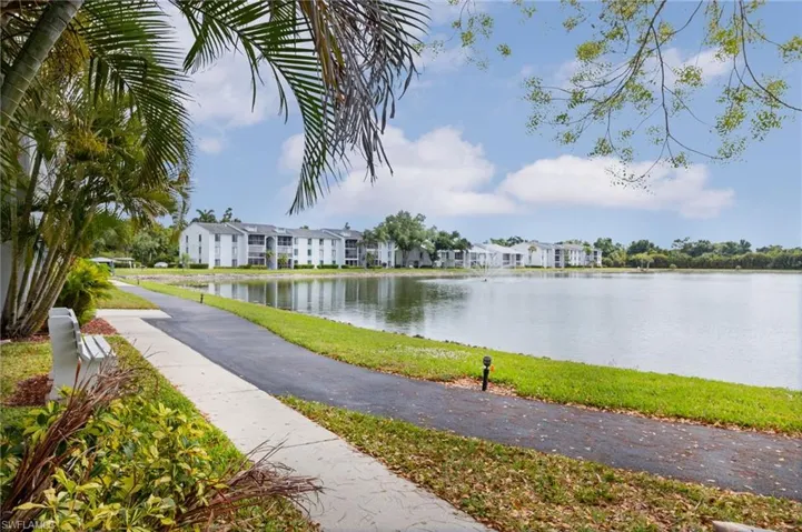 4661  Lakeside Club  BLVD, Fort Myers, FL 33905