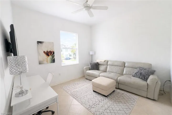 16571 Goldenrod Ln 202, Alva, Florida 33920