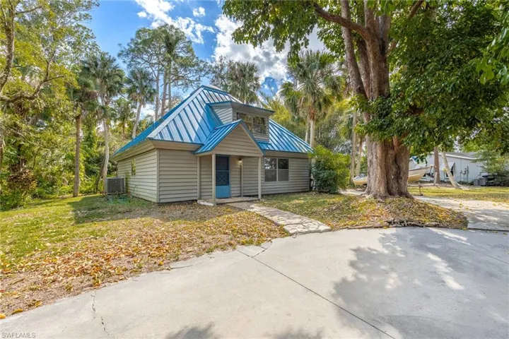 4505  Little River  LN, Fort Myers, FL 33905
