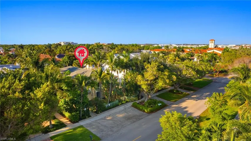 445  3rd S AVE, Naples, FL 34102