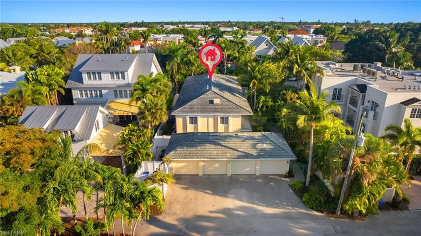 445  3rd S AVE, Naples, FL 34102