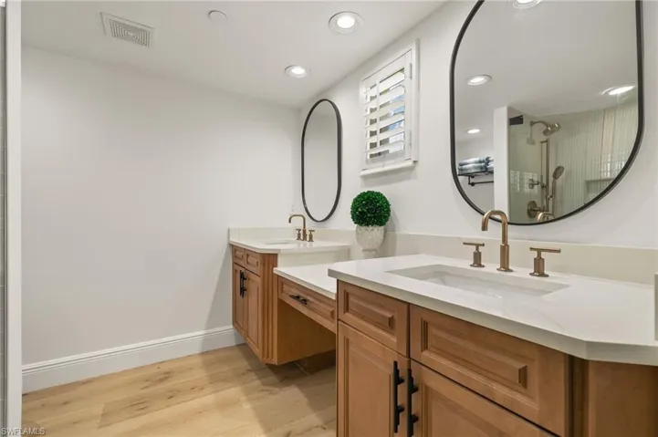 445  3rd S AVE, Naples, FL 34102