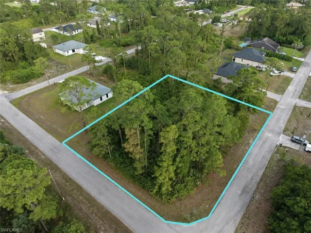 217  Corvet S AVE, Lehigh Acres, FL 33974