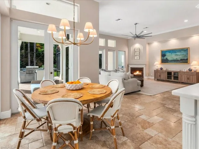 4810 Sycamore Dr, Naples, Florida 34119