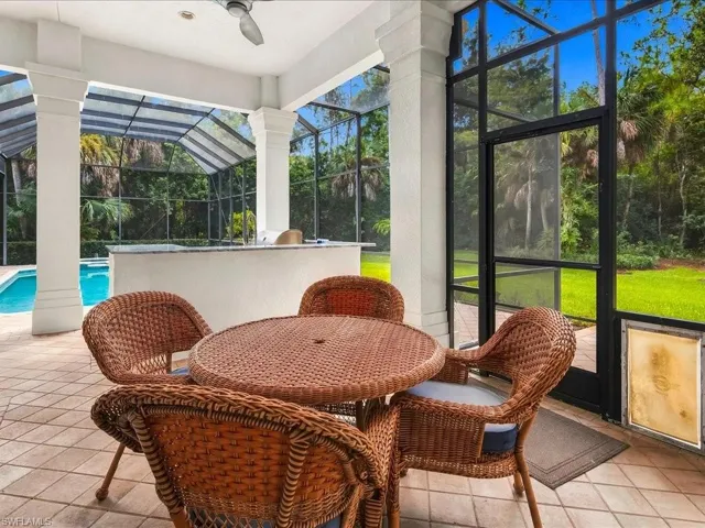 4810 Sycamore Dr, Naples, Florida 34119