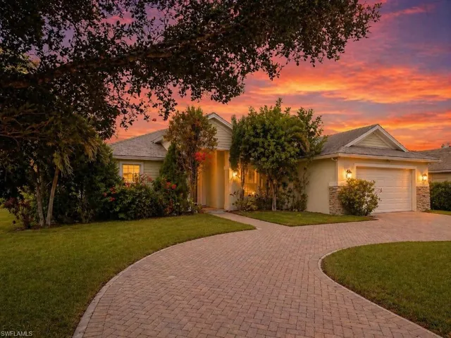 10061  Hidden Pines  LN, Bonita Springs, FL 34135