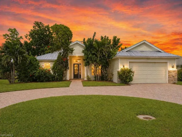 10061  Hidden Pines  LN, Bonita Springs, FL 34135