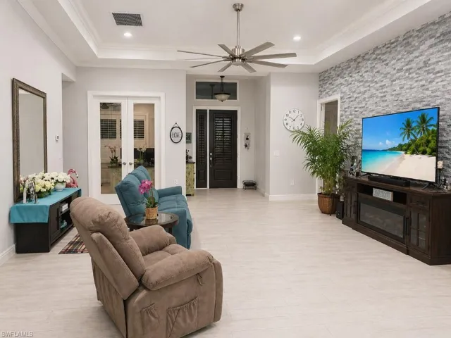 10061  Hidden Pines  LN, Bonita Springs, FL 34135