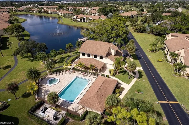 8504 Charter Club Cir 5, Fort Myers, Florida 33919