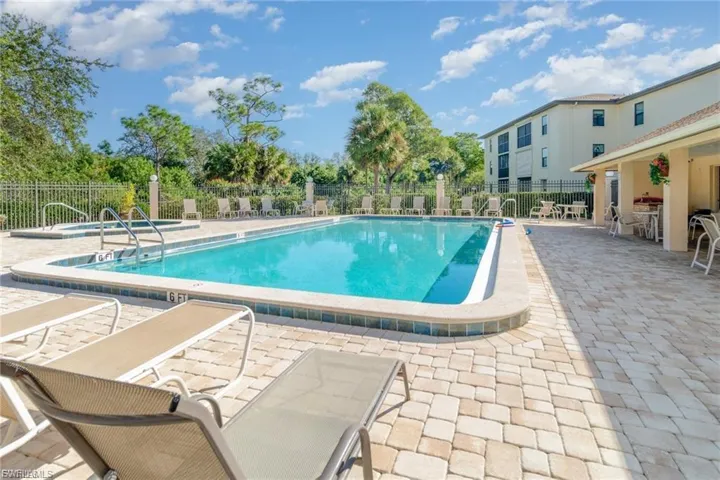 8504 Charter Club Cir 5, Fort Myers, Florida 33919