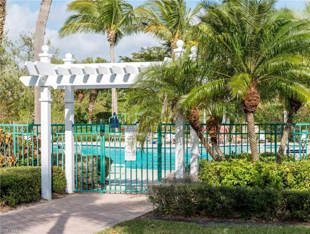 3006 Futuna Ln, Naples, Florida 34119
