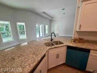 2912 Nw 19th St, Cape Coral, Florida 33993