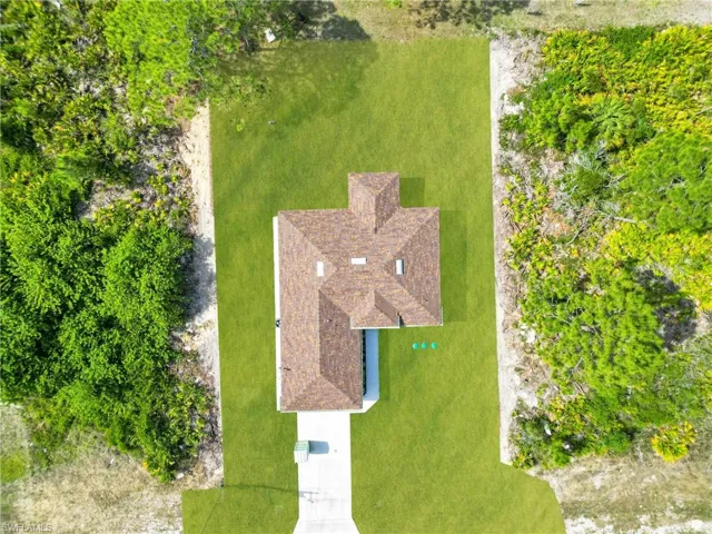 Aerial view of property and surrounding area