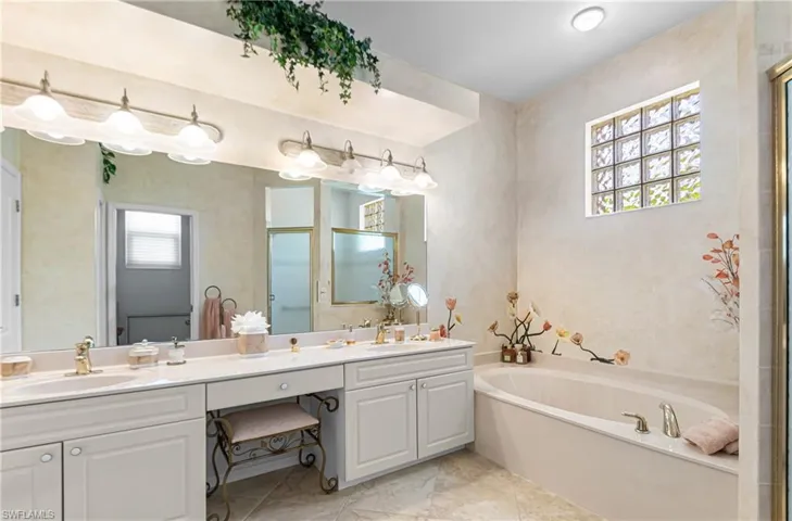 8026 Tiger Palm Way, Fort Myers, Florida 33966