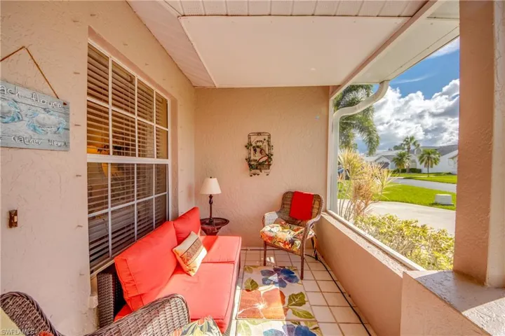 TILED SCREEN PORCH