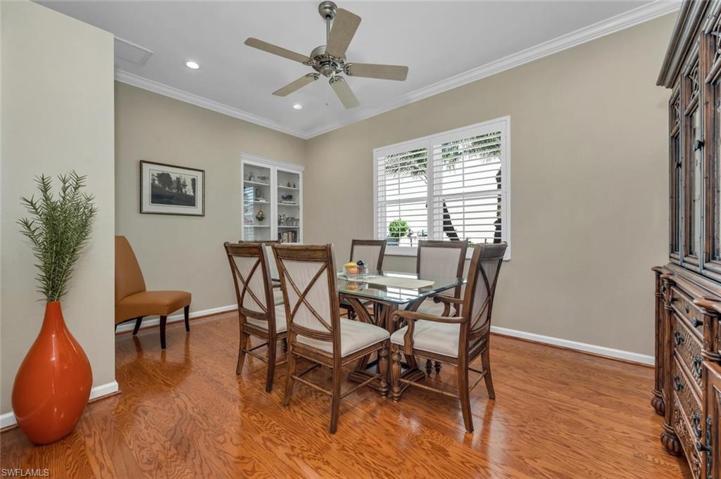 Den/Formal Dining Room