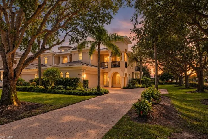 4840 Boulevard Ct, Naples, Florida 34103